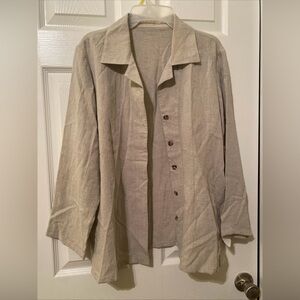 Women’s linen button up shirt